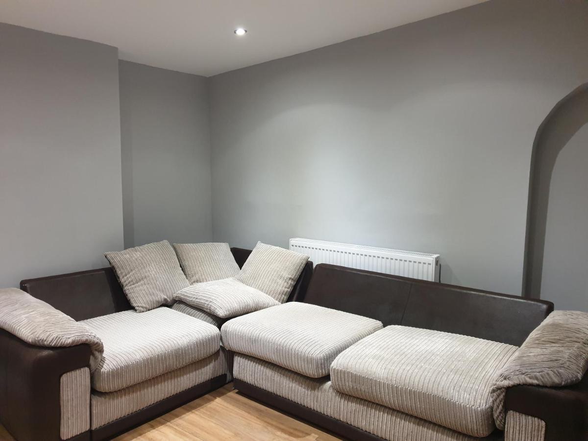 Lovely 1 Bedroom Flat High Barnet 3 Mins Away Exterior photo